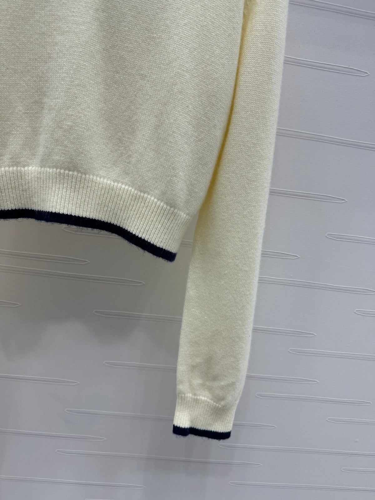 Contrast Knit Long-Sleeve Top