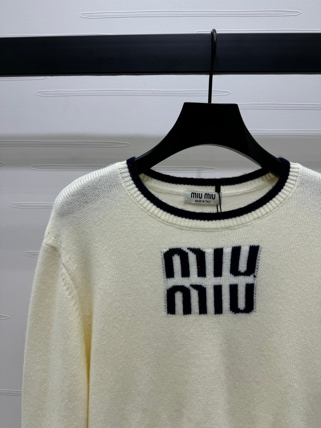Contrast Knit Long-Sleeve Top