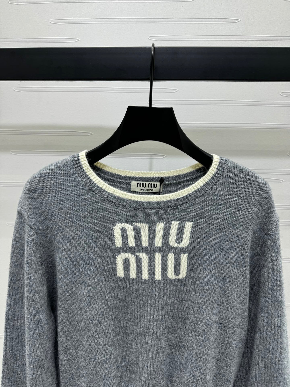 Contrast Knit Long-Sleeve Top
