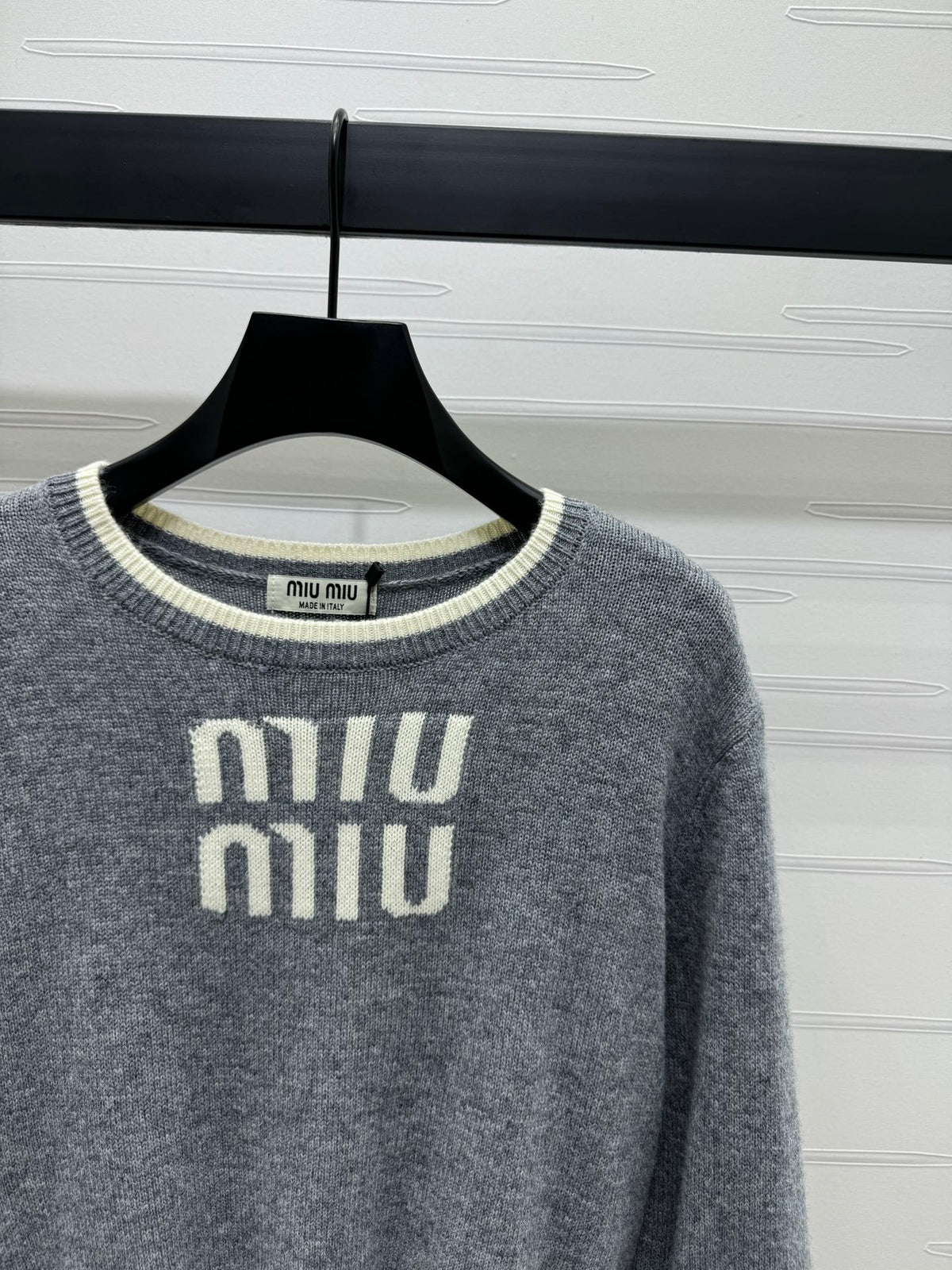 Contrast Knit Long-Sleeve Top