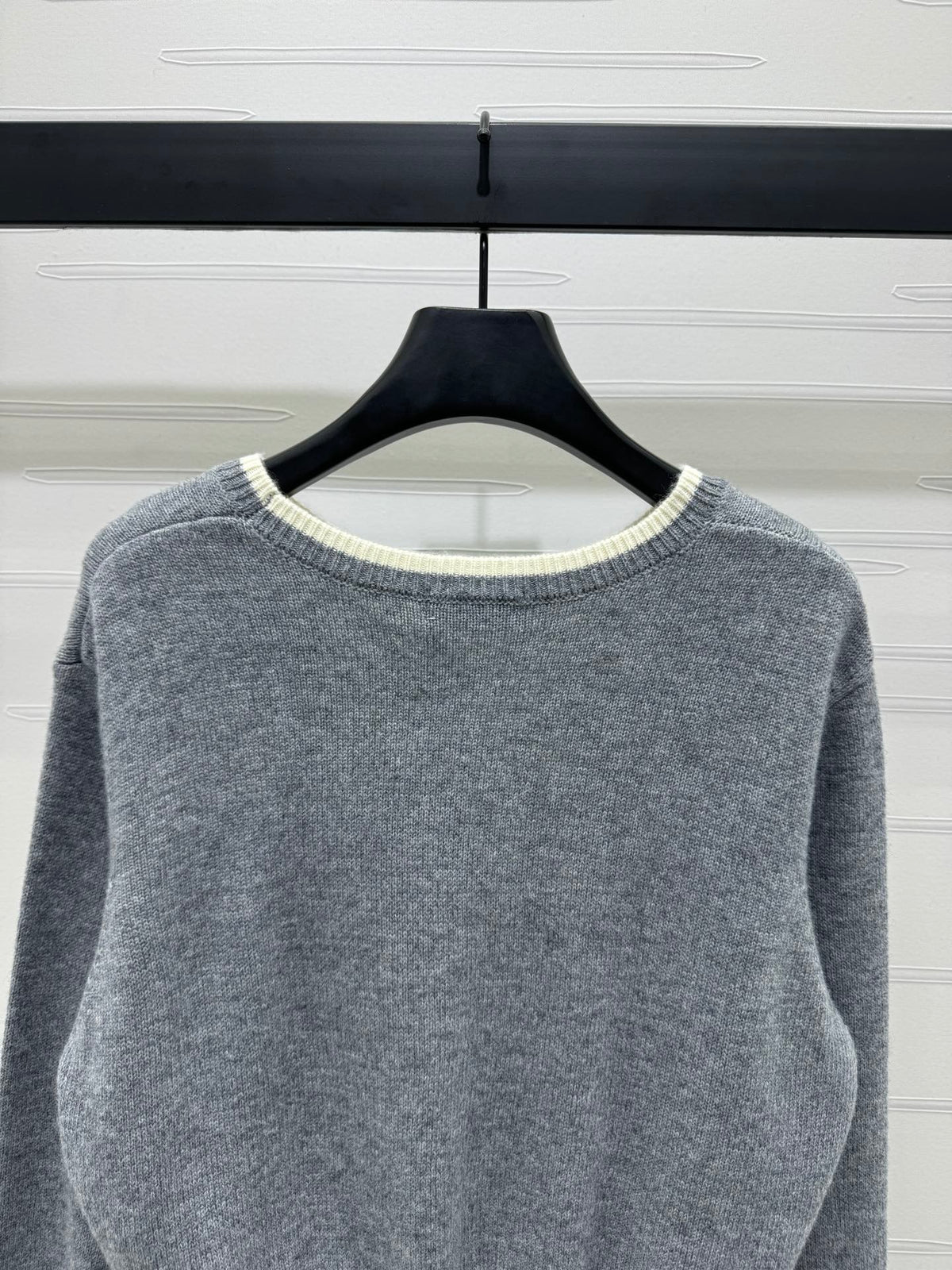 Contrast Knit Long-Sleeve Top