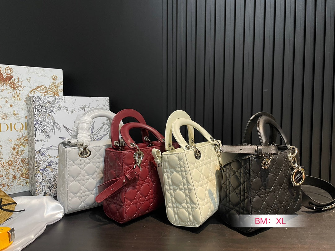 Lady Princess Mini Bag