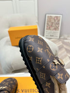 Women’s Flat Winter Slippers