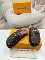 Women’s Flat Winter Slippers
