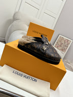 Women’s Flat Winter Slippers