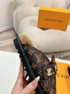 Women’s Flat Winter Slippers
