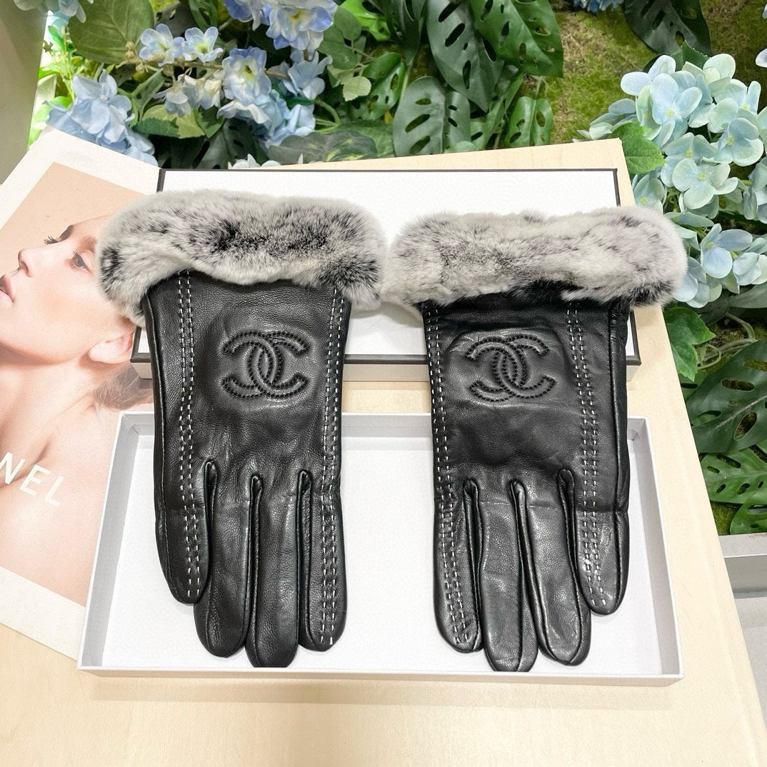 Luxury Sheepskin Gloves with Rabbit Fur Lining