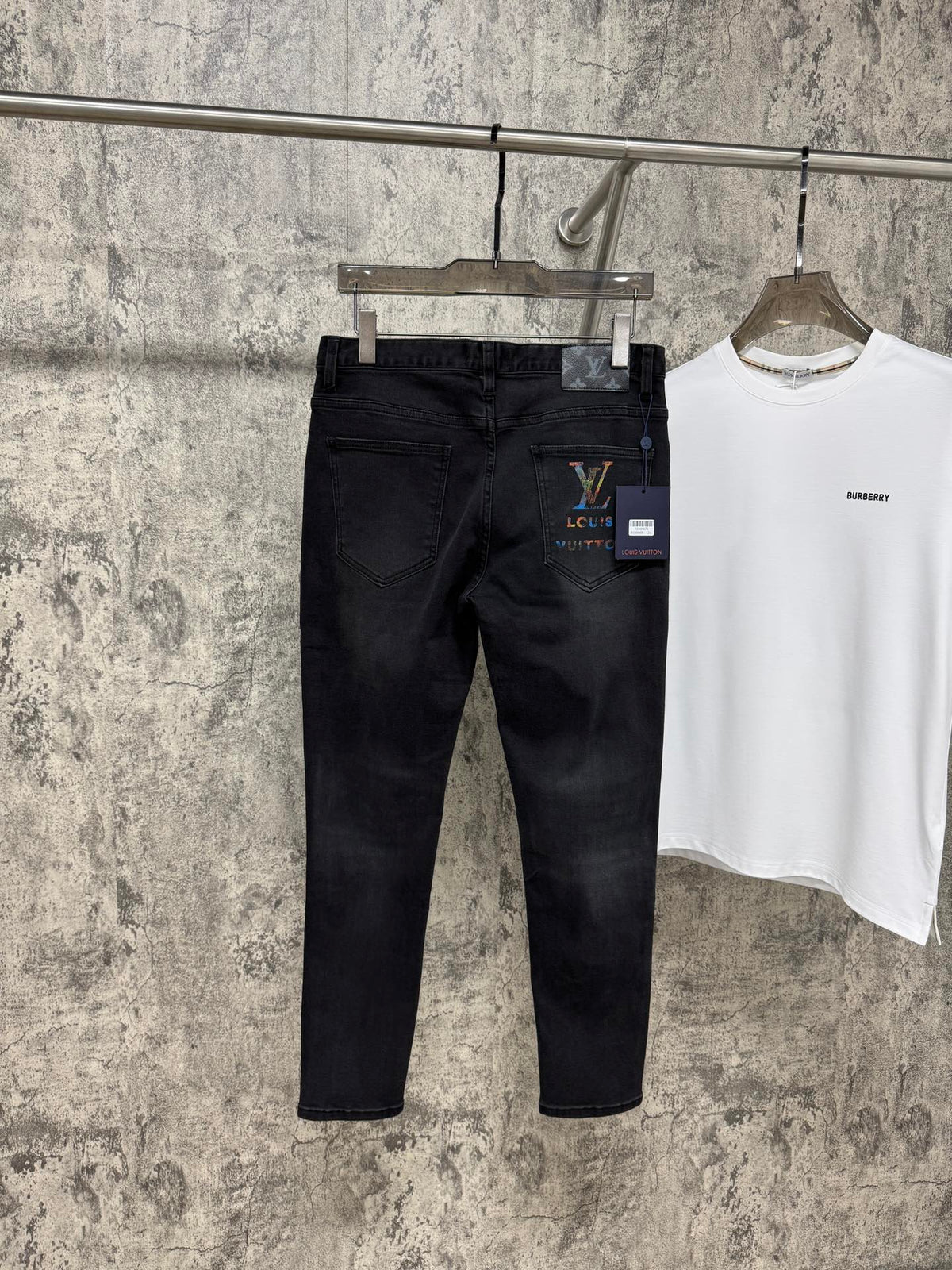 Men’s Slim-Fit Stretch Jeans