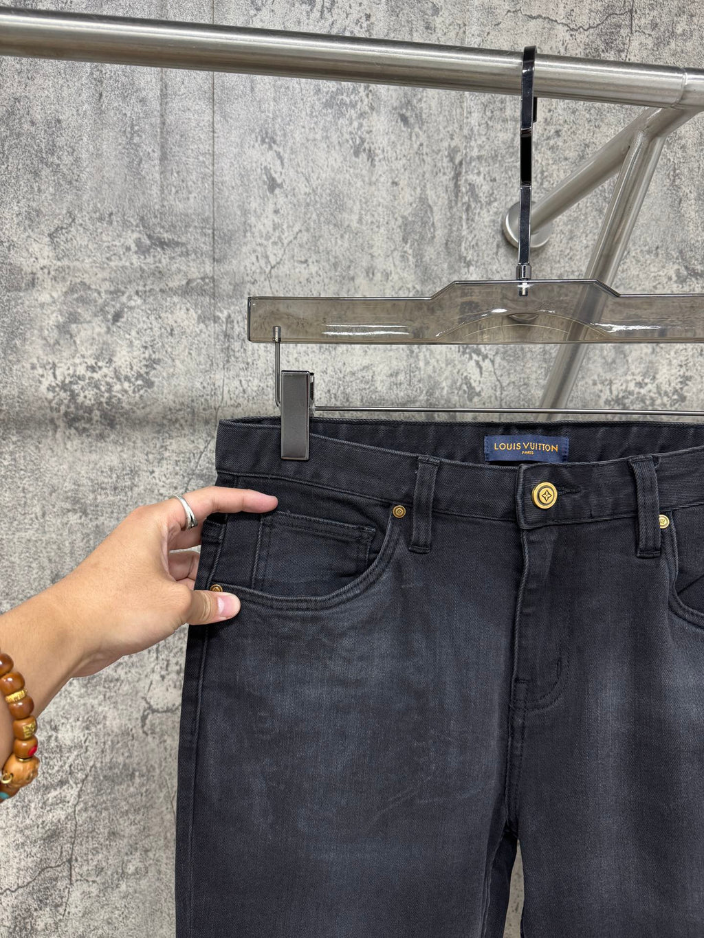 Men’s Slim-Fit Stretch Jeans