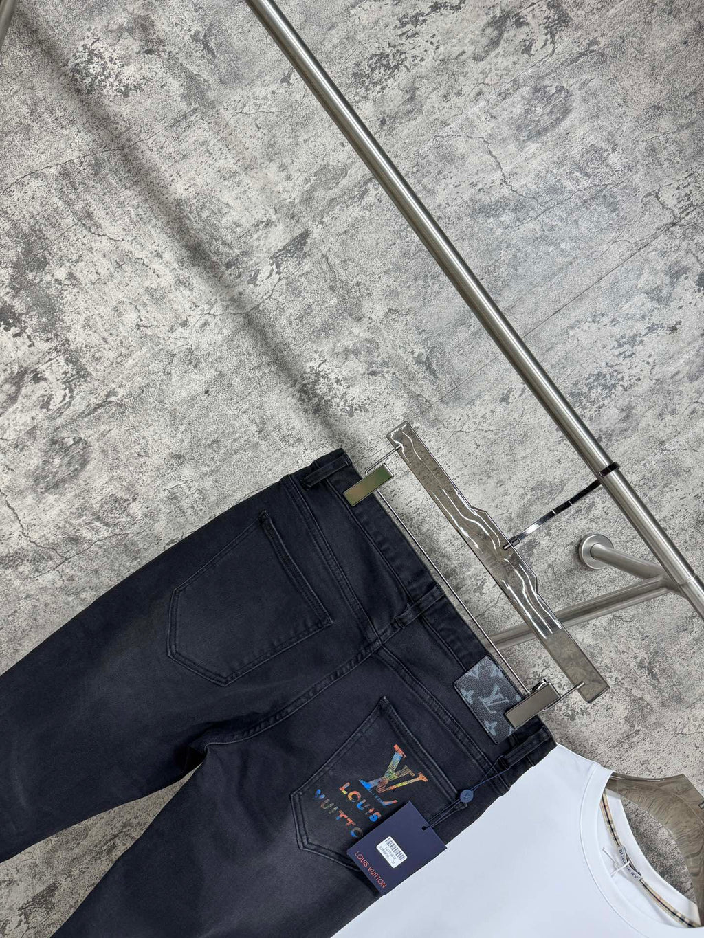 Men’s Slim-Fit Stretch Jeans