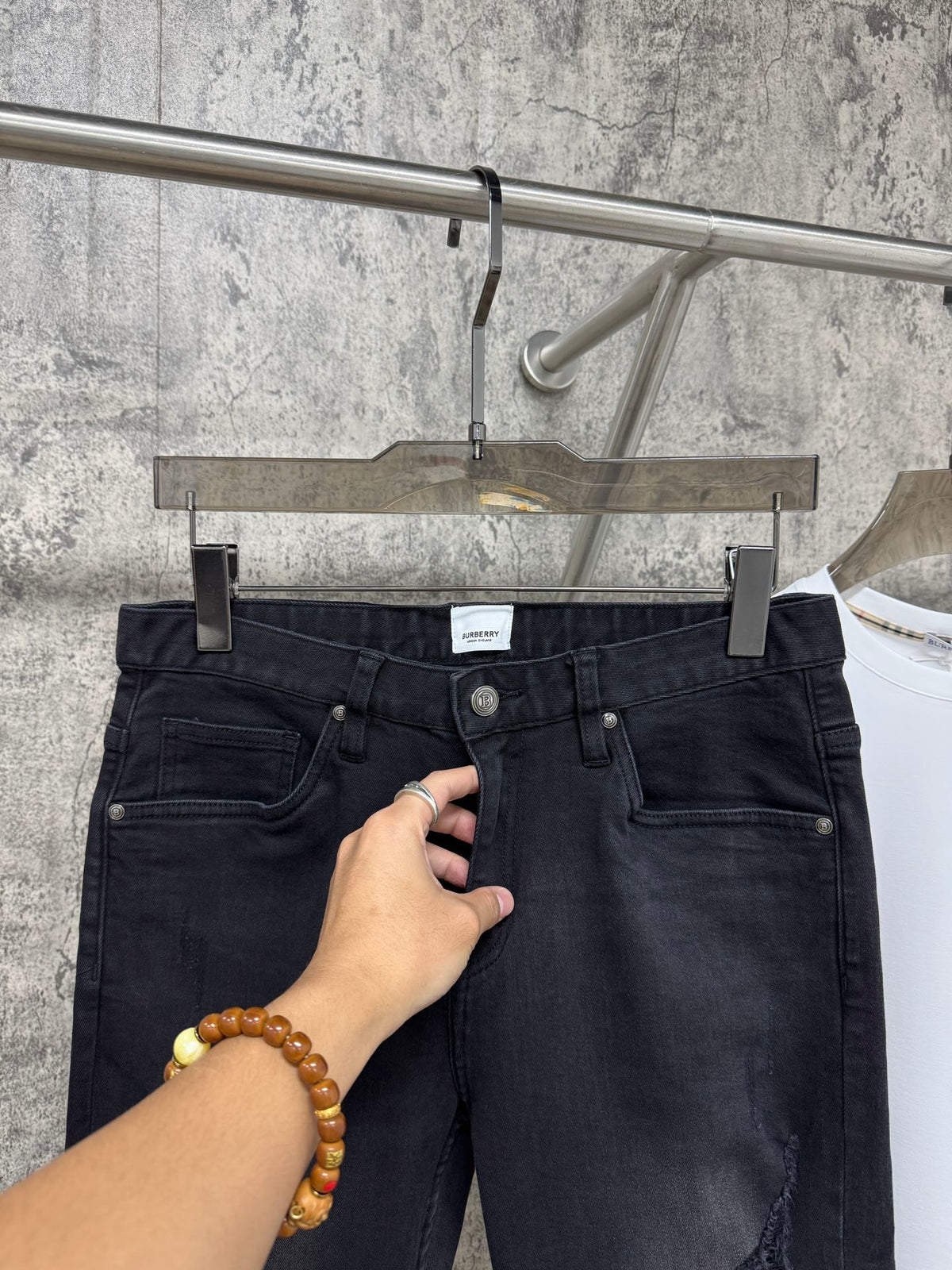 Men’s Slim-Fit Stretch Jeans