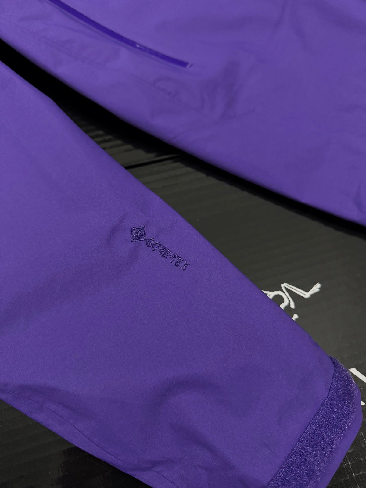 Beta Lightweight 2024 Hooded Jacket