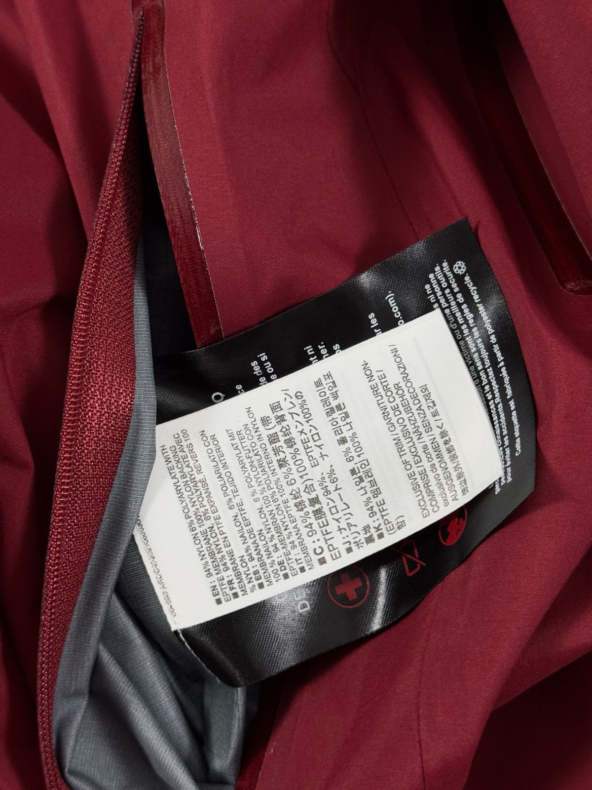 Beta Lightweight 2024 Hooded Jacket