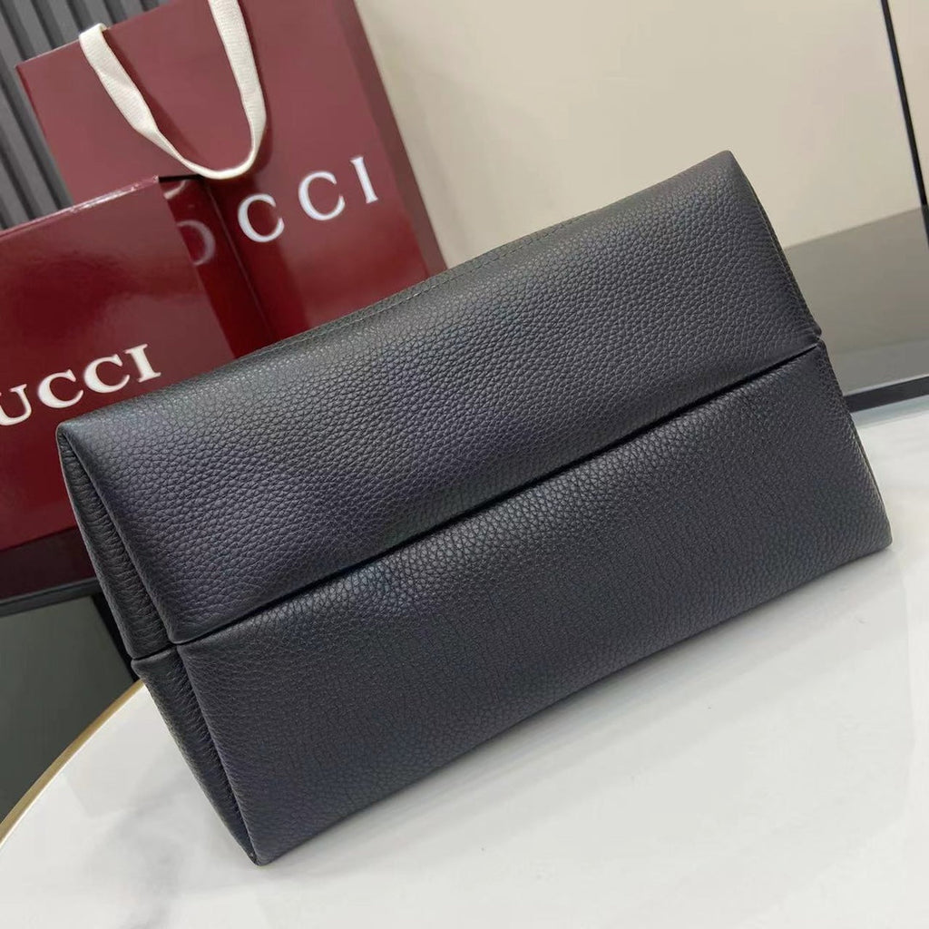 Softbit Shoulder Bag Black Leather