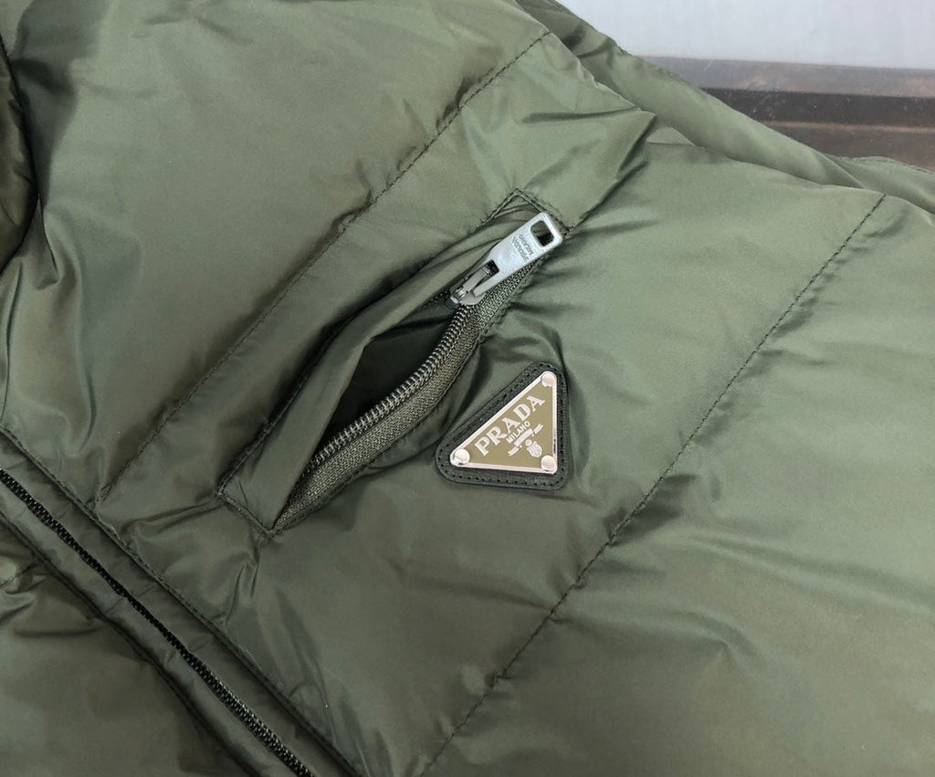 Classic Down Vest