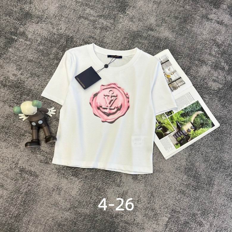 Rosette Statement Graphic T-Shirt