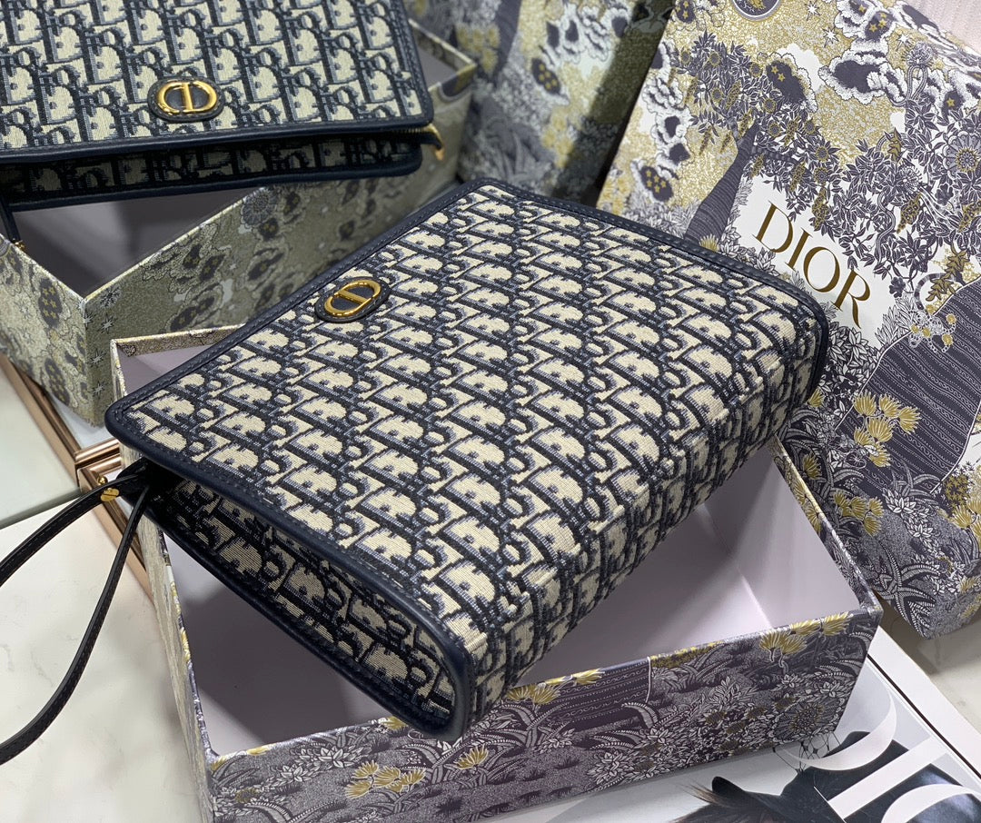 Oblique Canvas Pouch Bag